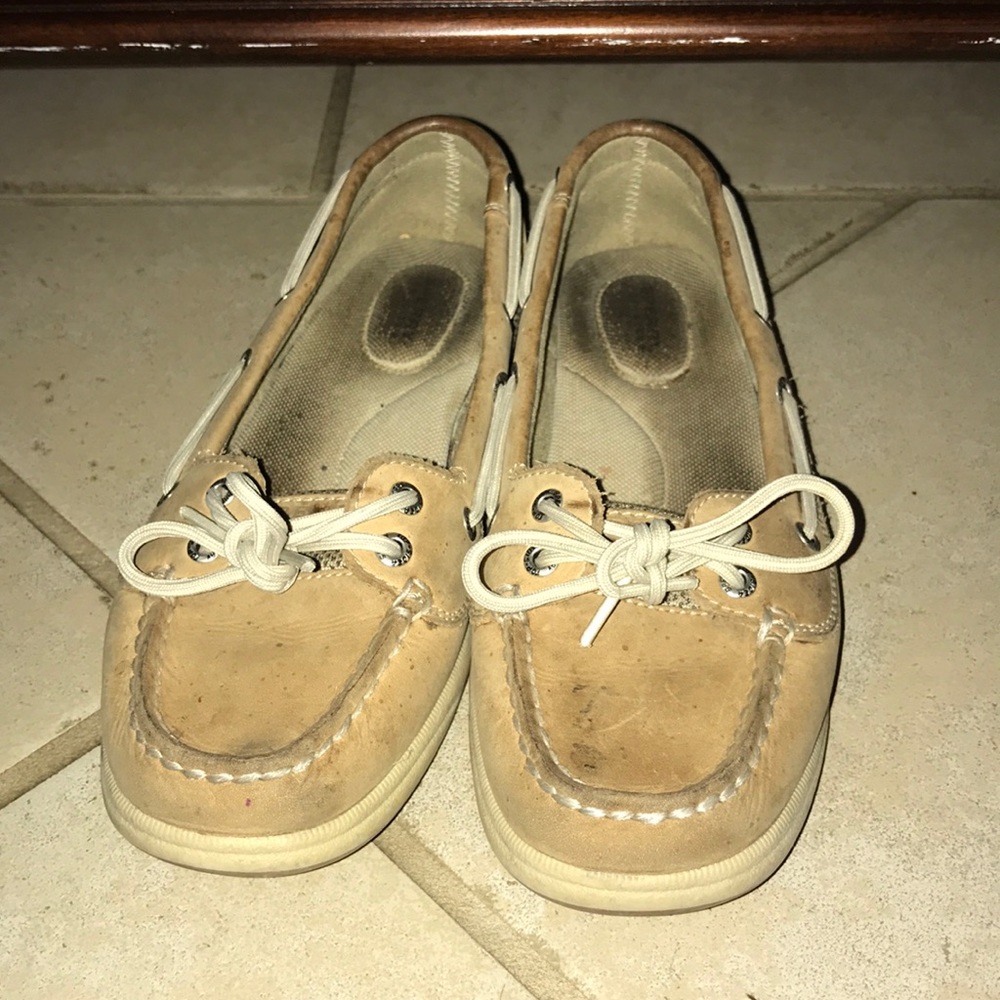 Used Sperry’s - Picture 2 of 3